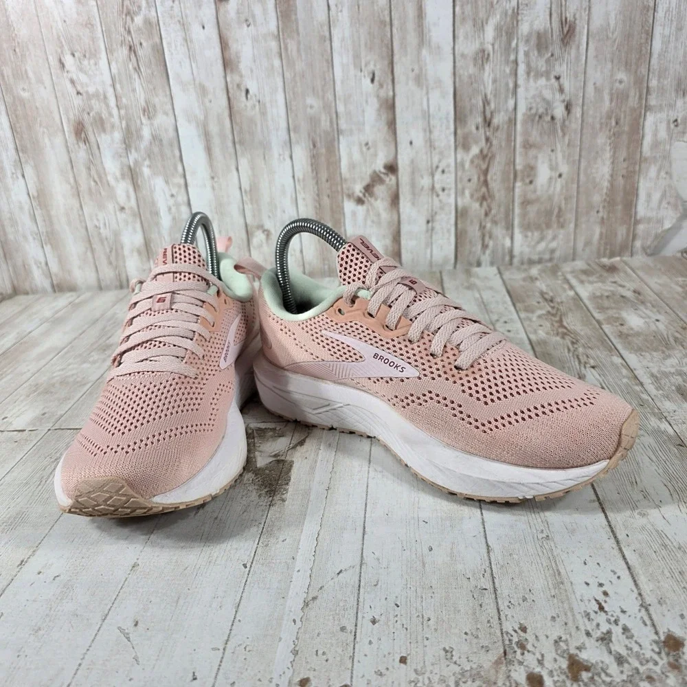 Brooks Revel 6 Womens Pink Road Running Shoes 1203861B662 Size 7